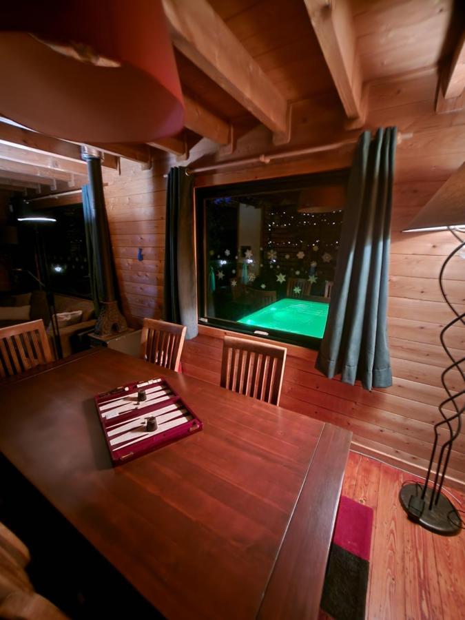 Le Chalet Du Cerf - Chambre D'Hote Somme-Leuze Exterior foto